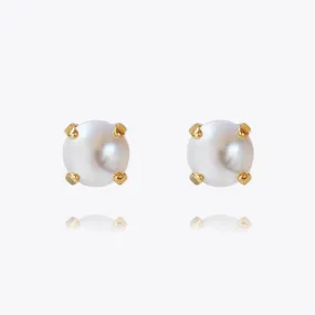 Classic Stud Earrings / Pearl