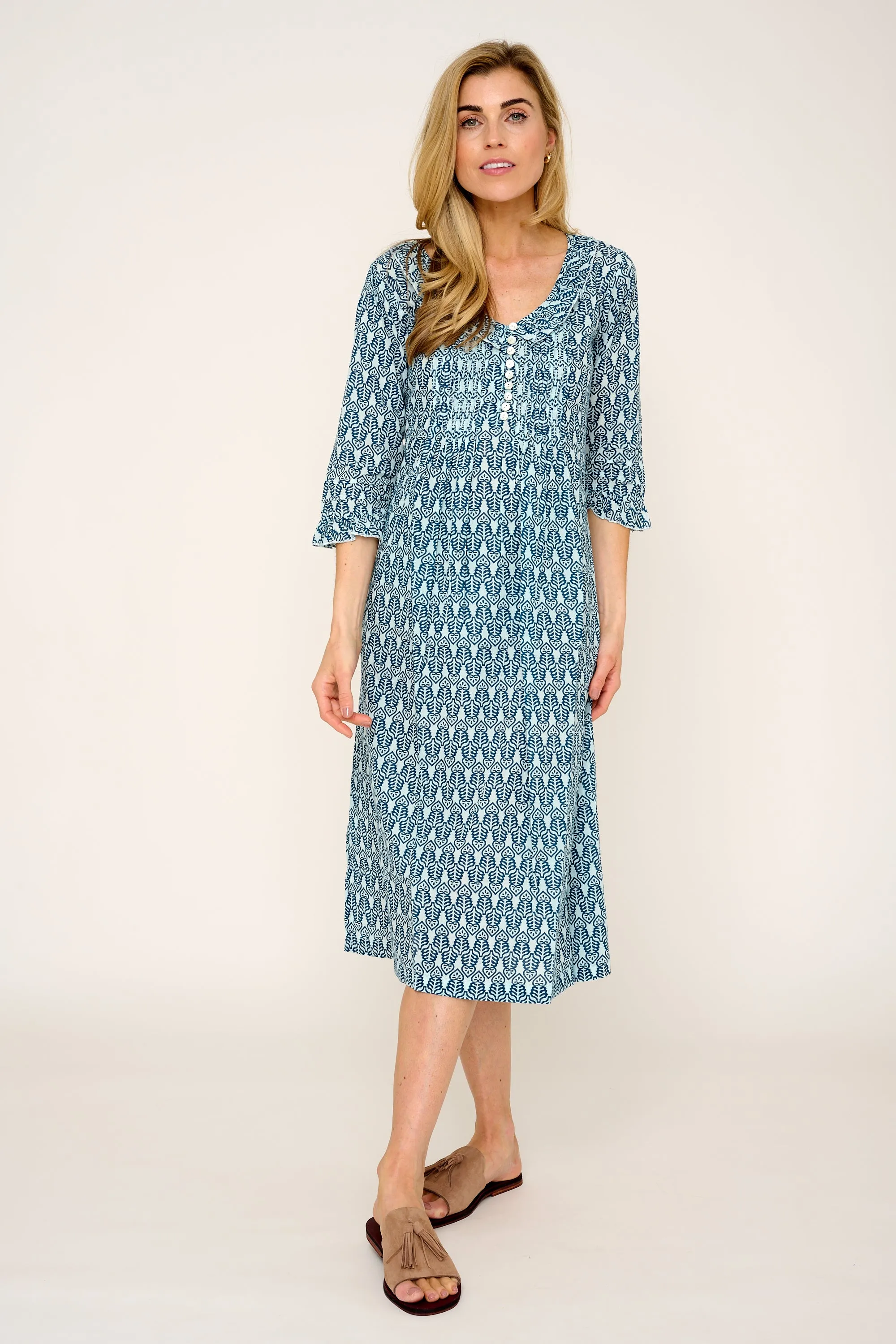 Cotton Karen 3/4 Sleeve Day Dress in Fresh Navy & White