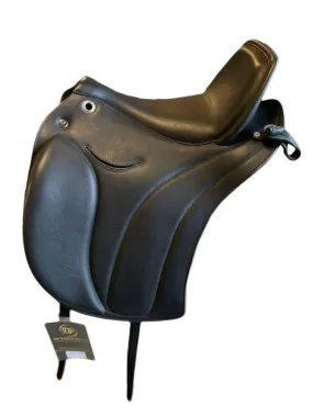 DP Saddlery Majestro 5421