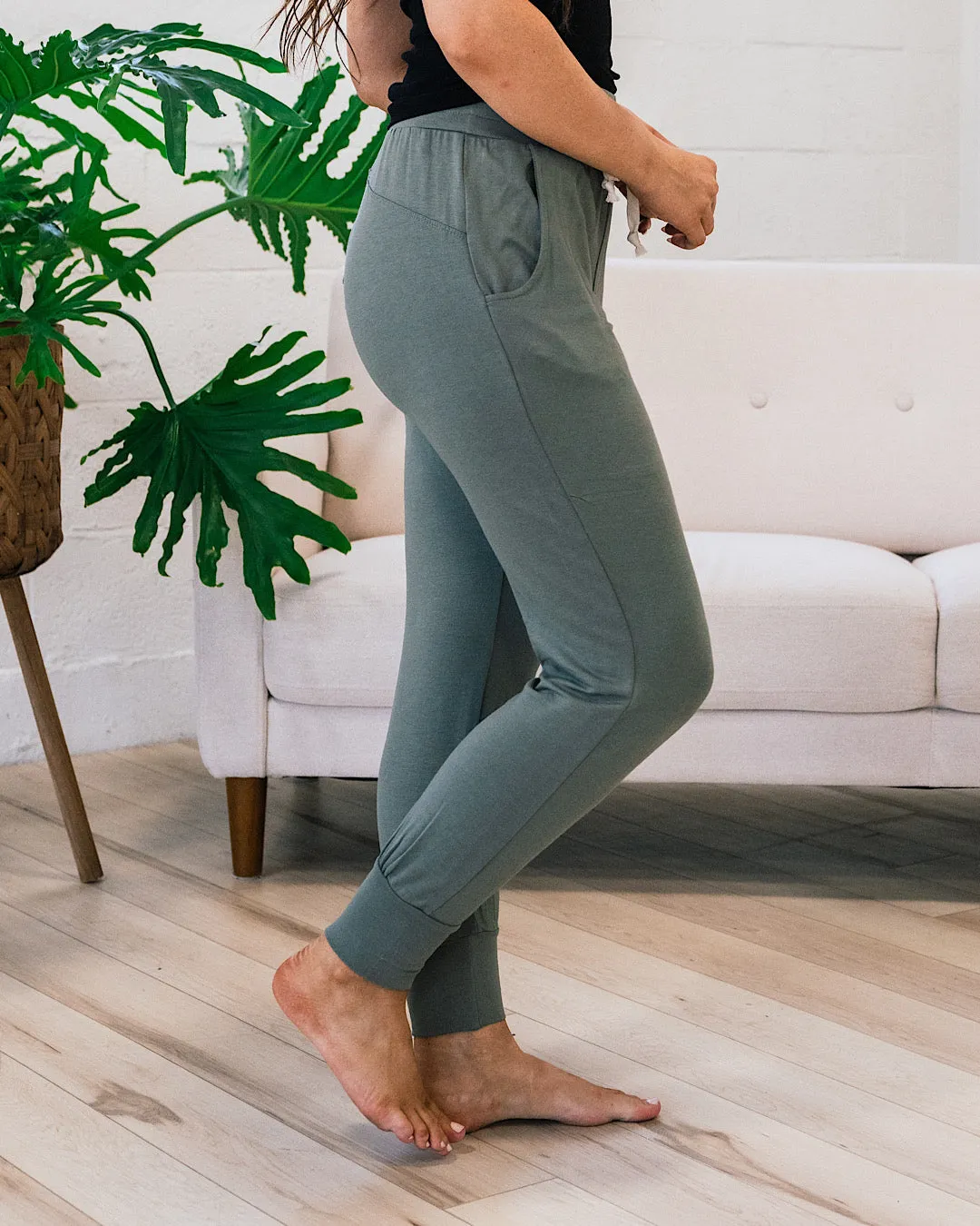 Super Stretch Comfy Joggers - Light Olive